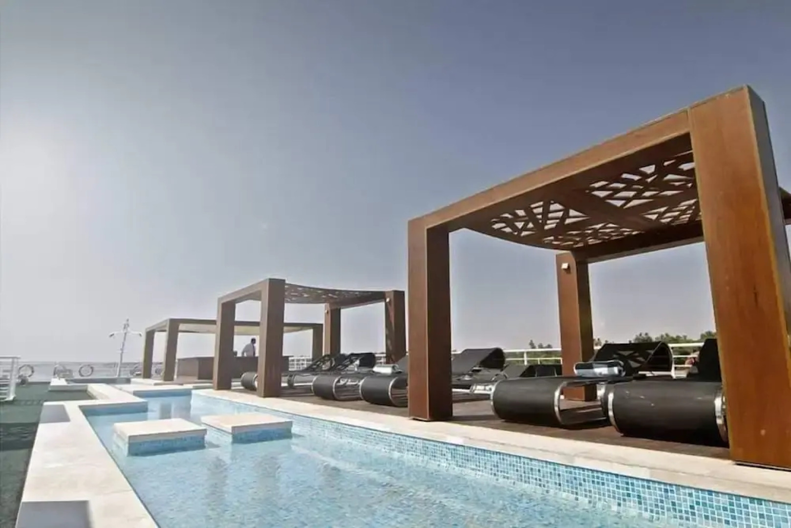 Le Fayan Nile Cruise - Till 17-9 Sat From Luxor for 4&7 Nights Wed From Aswan for 3&7 Nights - 18-9 to 20-11 Thu from Luxor for 4&7 Nights Mon From Aswan for 3&7 Nights - 22-12 Mon from Luxor for 4&7 Nights Fri From Aswan