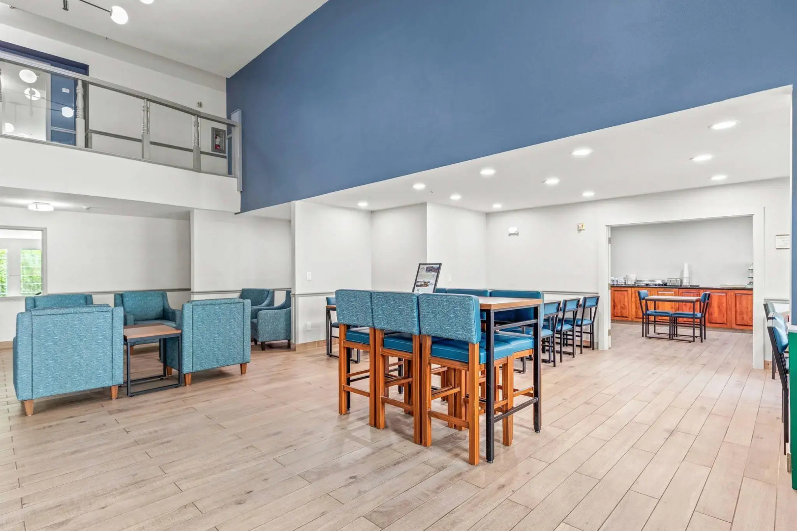 Quality Inn & Suites On the River