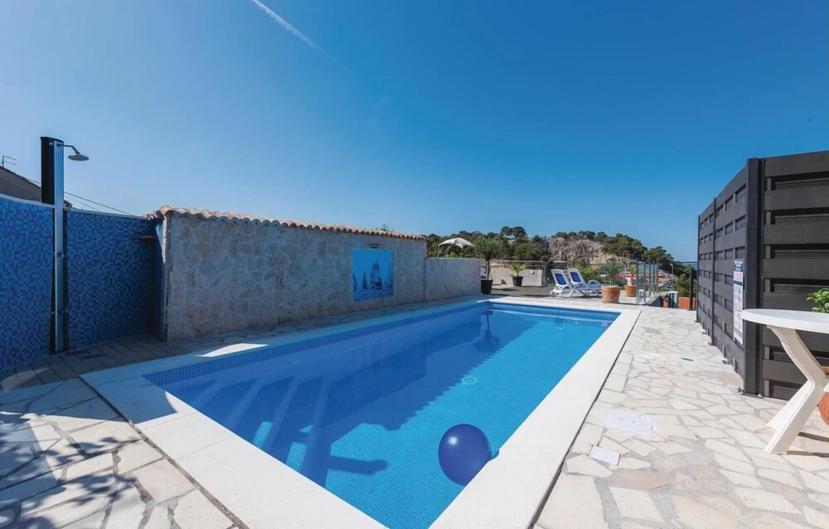 Awesome apartment in Sibenik w/ Outdoor swimming pool, Outdoor swimming pool and 3 Bedrooms