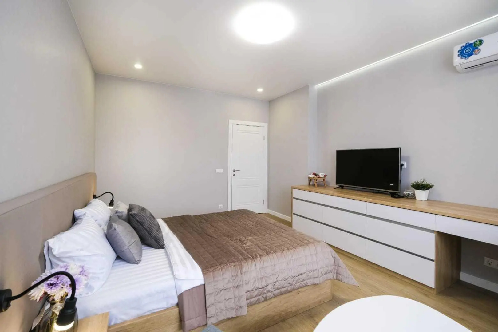 Room Hotel (Рум Хотел) на улице Фрунзе