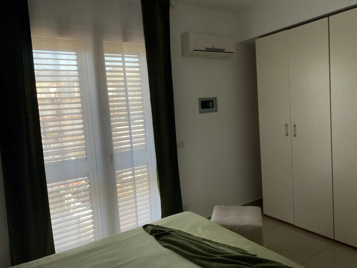 Rebecca s Taormina-etna Collection IV