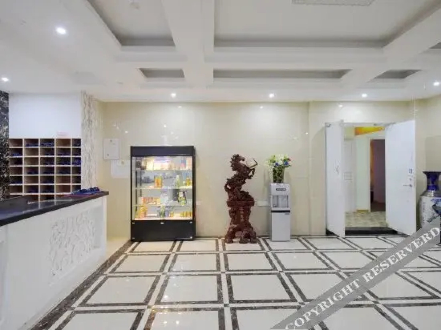 Pod Inn Hotel (Zhenjiang Dagang South Station Beihu Park)