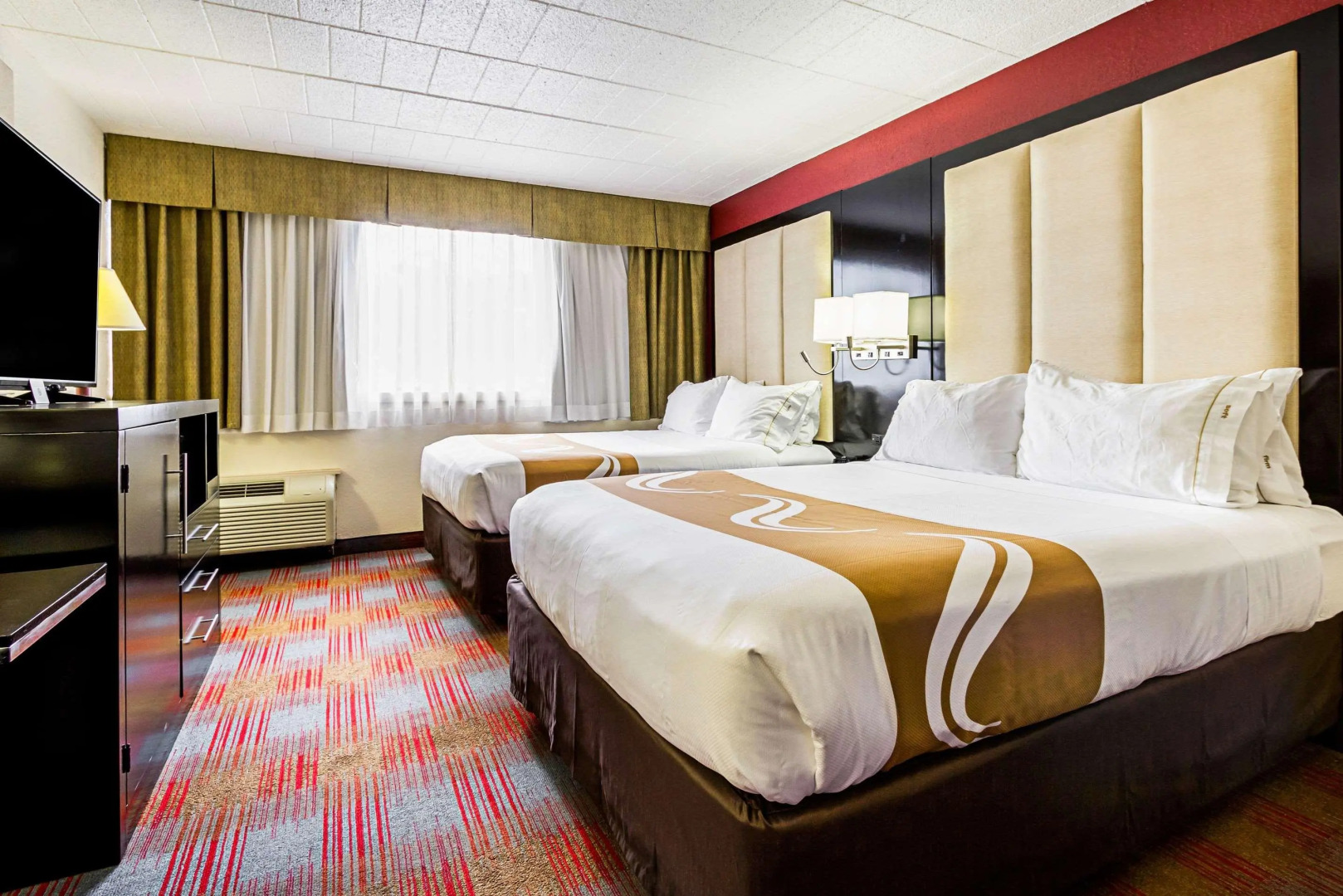 Quality Inn & Suites Altoona