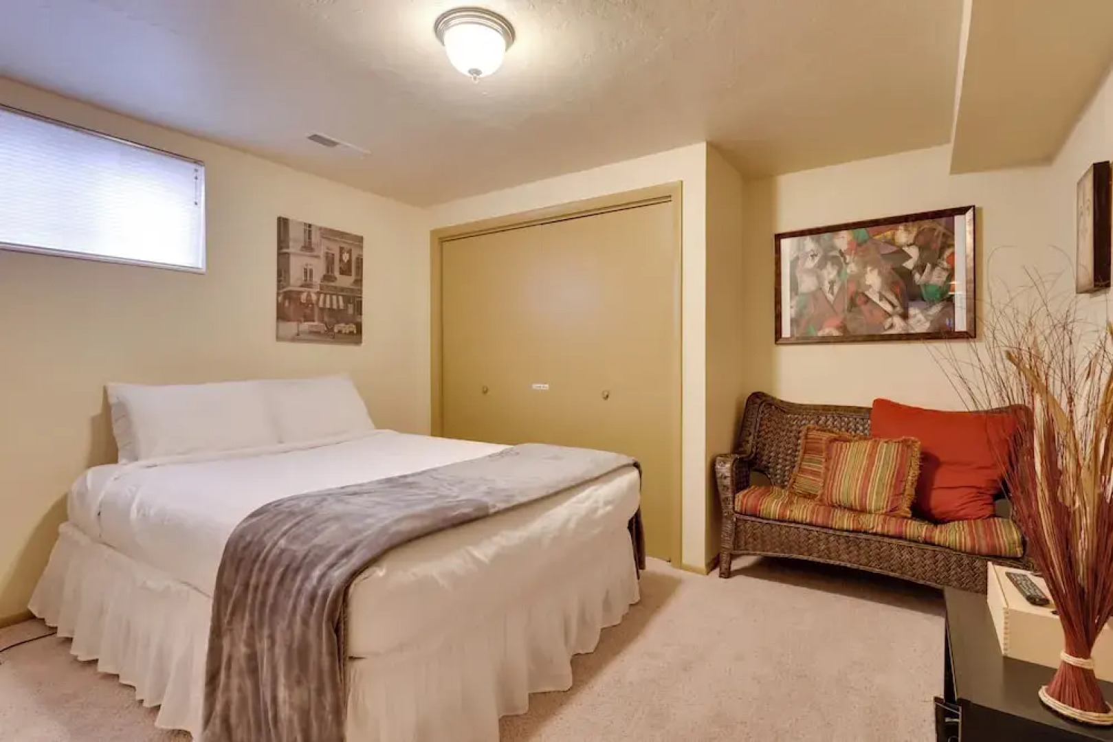 Parowan Escape With 2 Game Rooms, Deck & Yard!