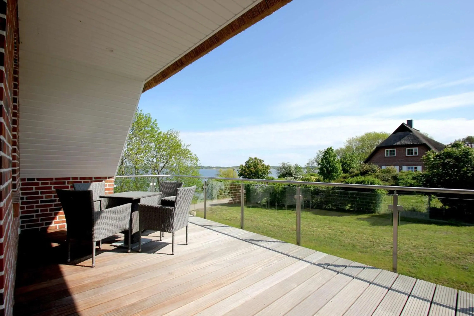 Ferienhaus Rohrweihe Haus Terrasse, Gartennutzung, Meerblick