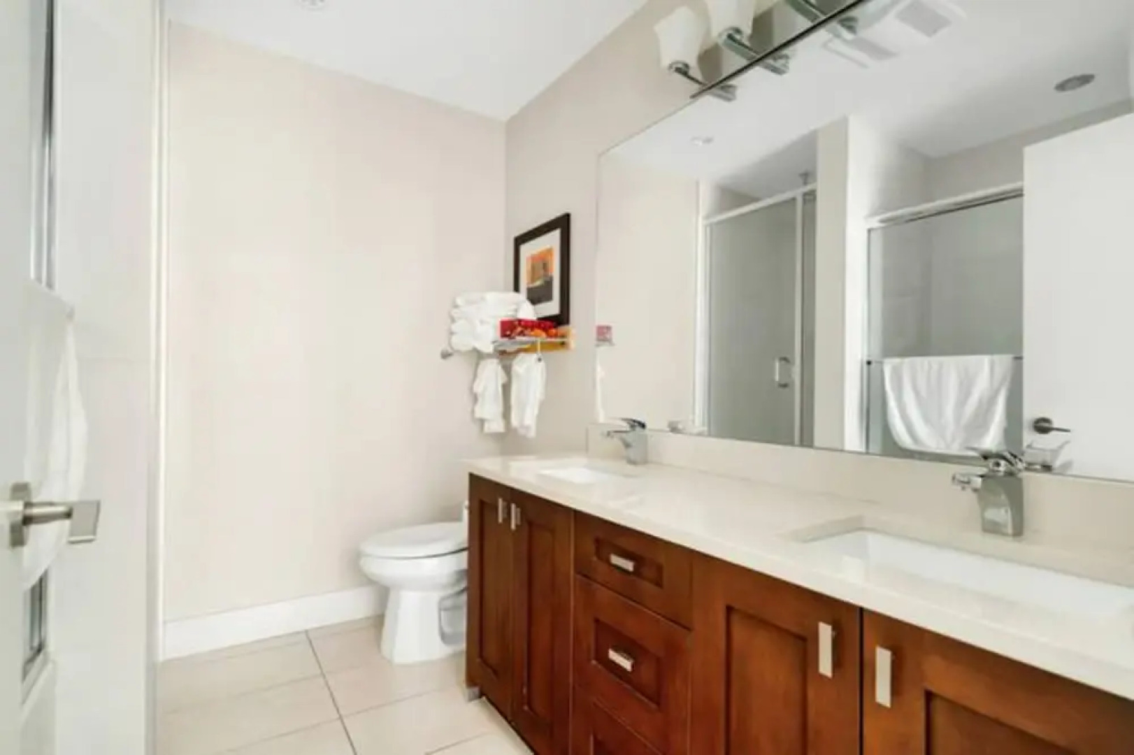 Scenic 3BR Penthouse Suite