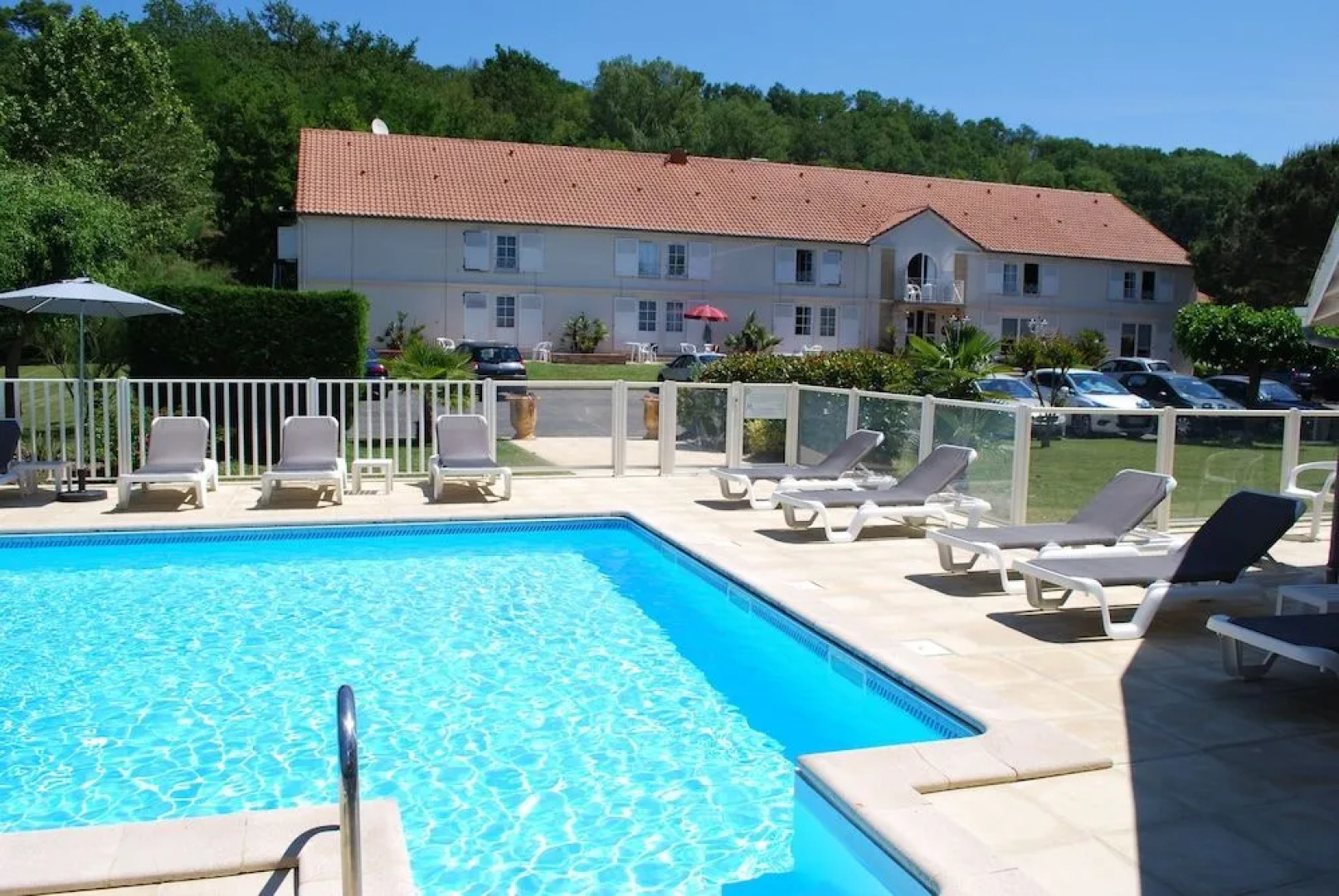 Hôtel Restaurant Relais des Champs