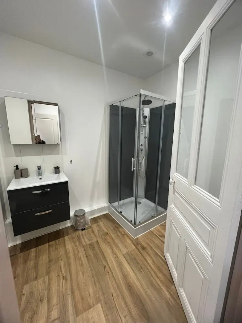 Gîtes by Hôtel Les Reflets Jaunes