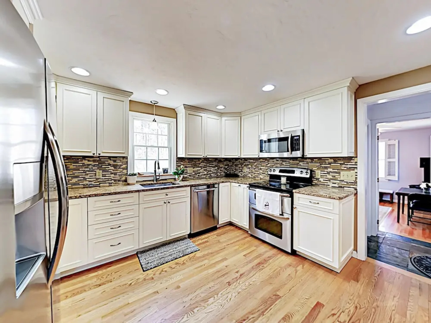 Quiet Family - 4 Br Home