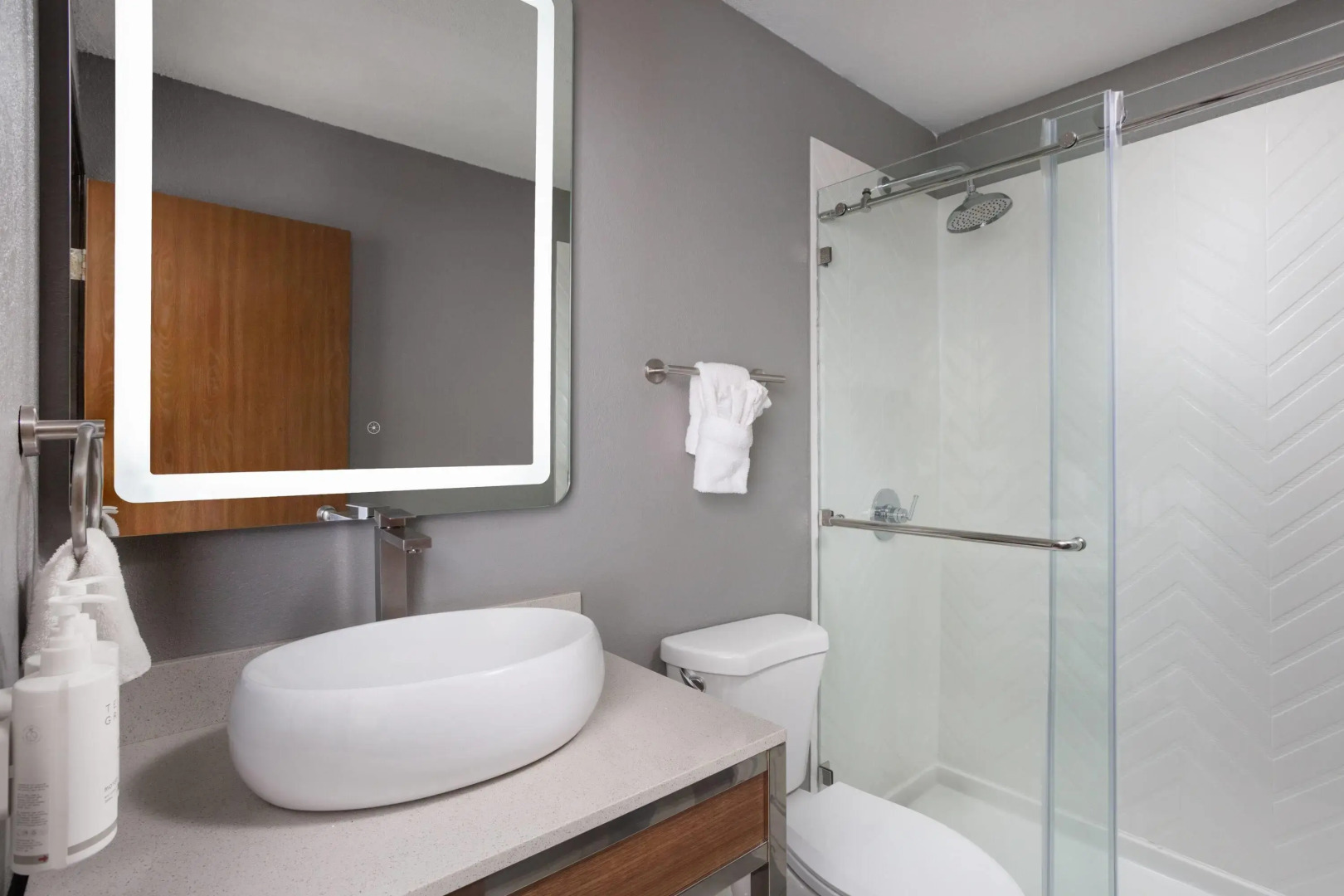 Days Inn by Wyndham Omaha/West Dodge