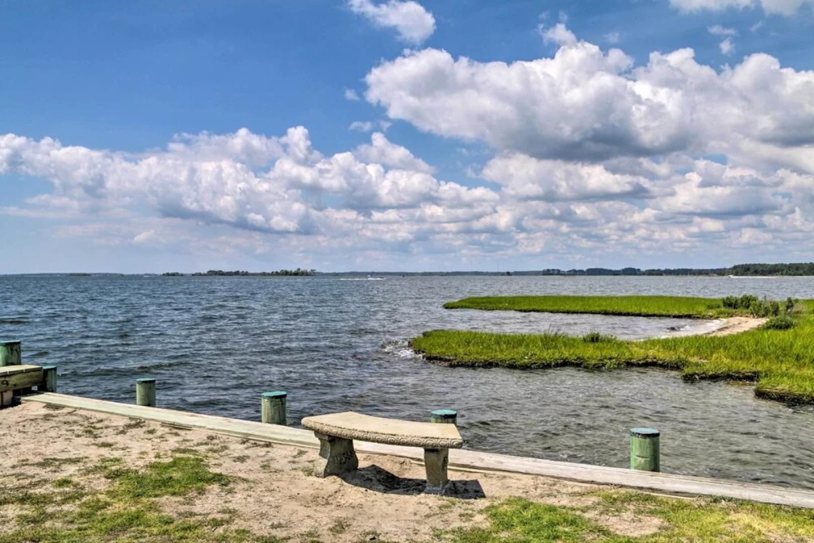 Fire Pit + Views: Canal-front Fenwick Island Home
