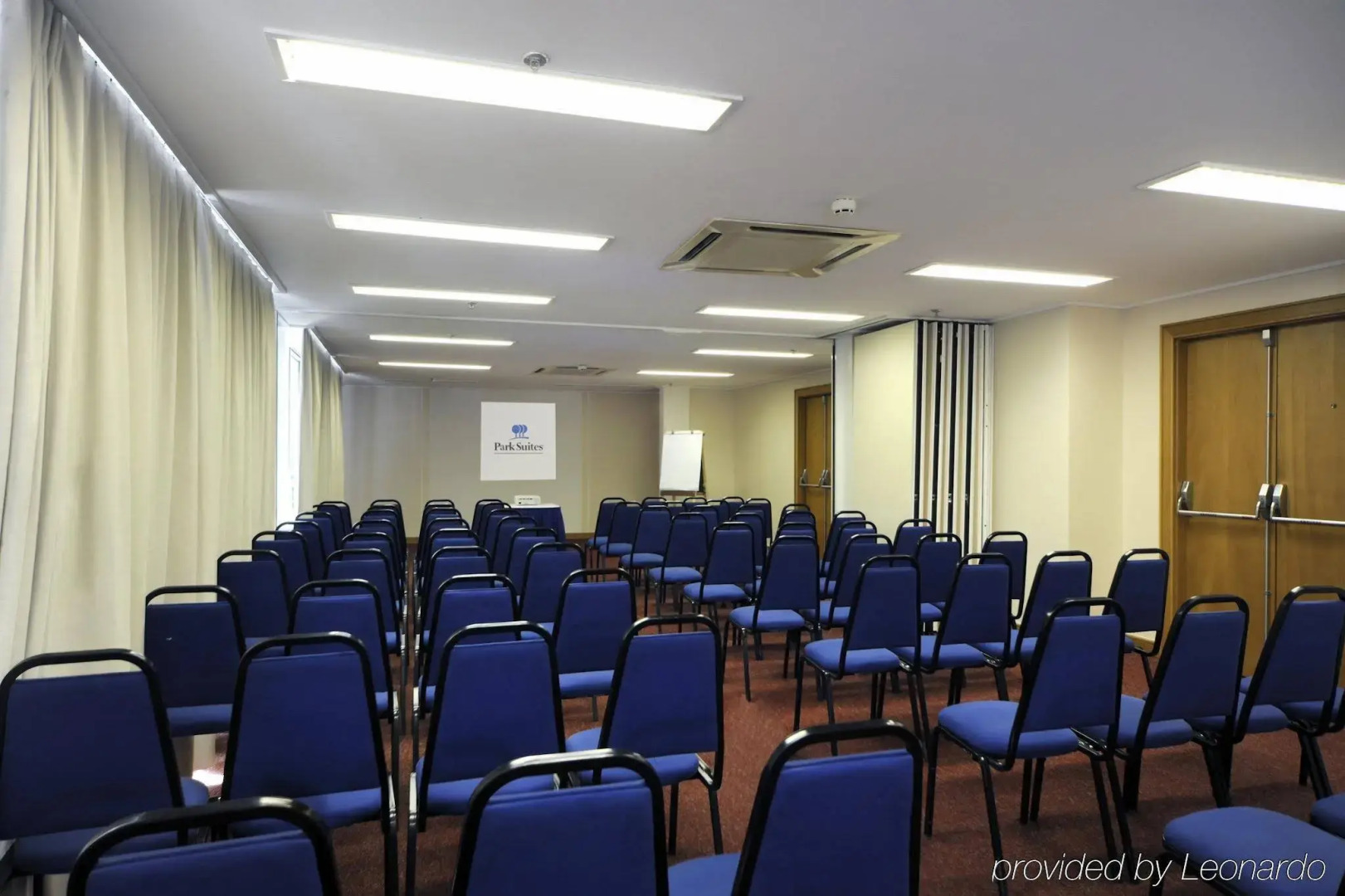 Tropical Executive Hotel