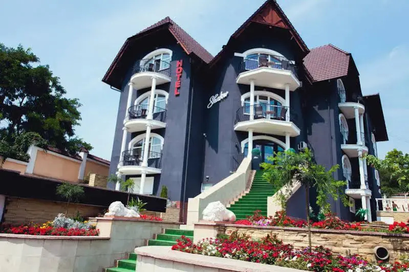 Shadow Boutique Hotel & Spa