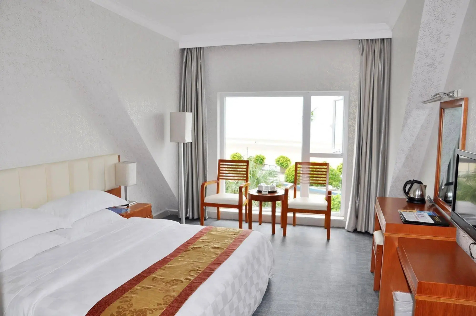 Luhai Grand Hotel - Beihai