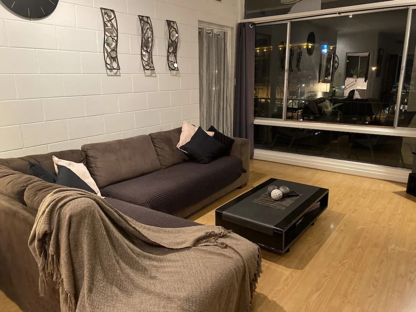 Apartment On Tennyson