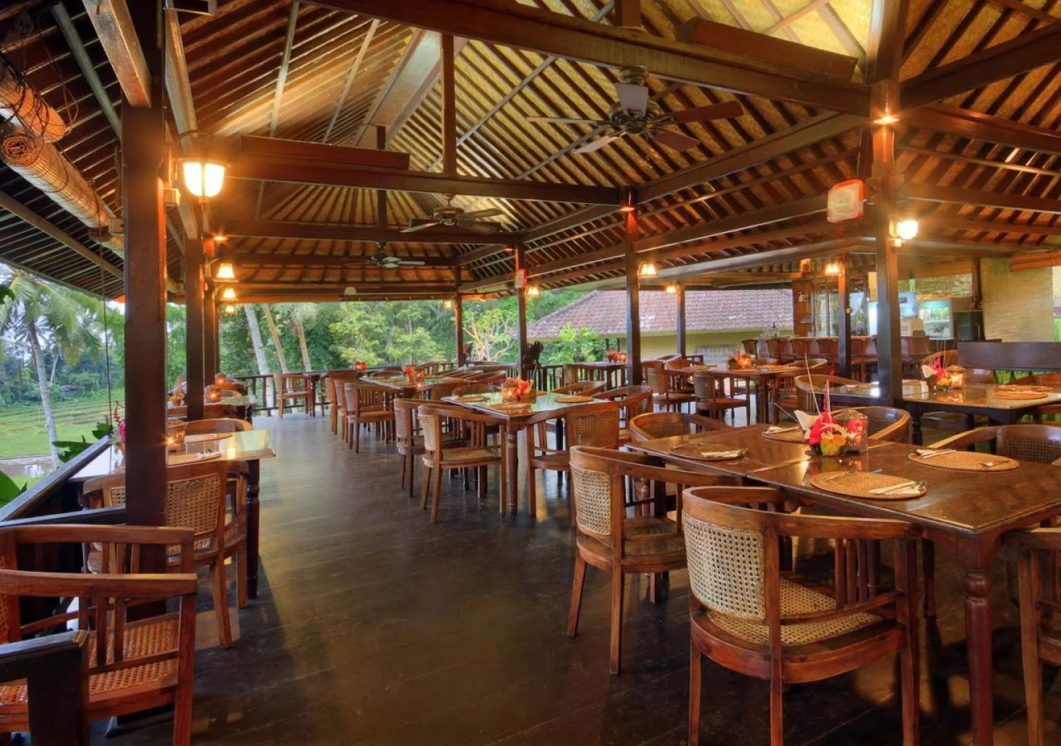 Cempaka Belimbing Villas