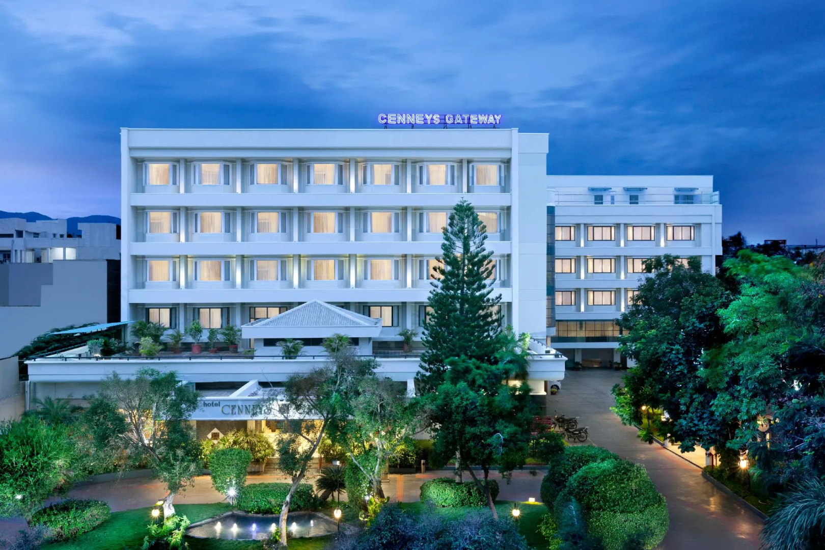 Cenneys Gateway - Pride of Salem