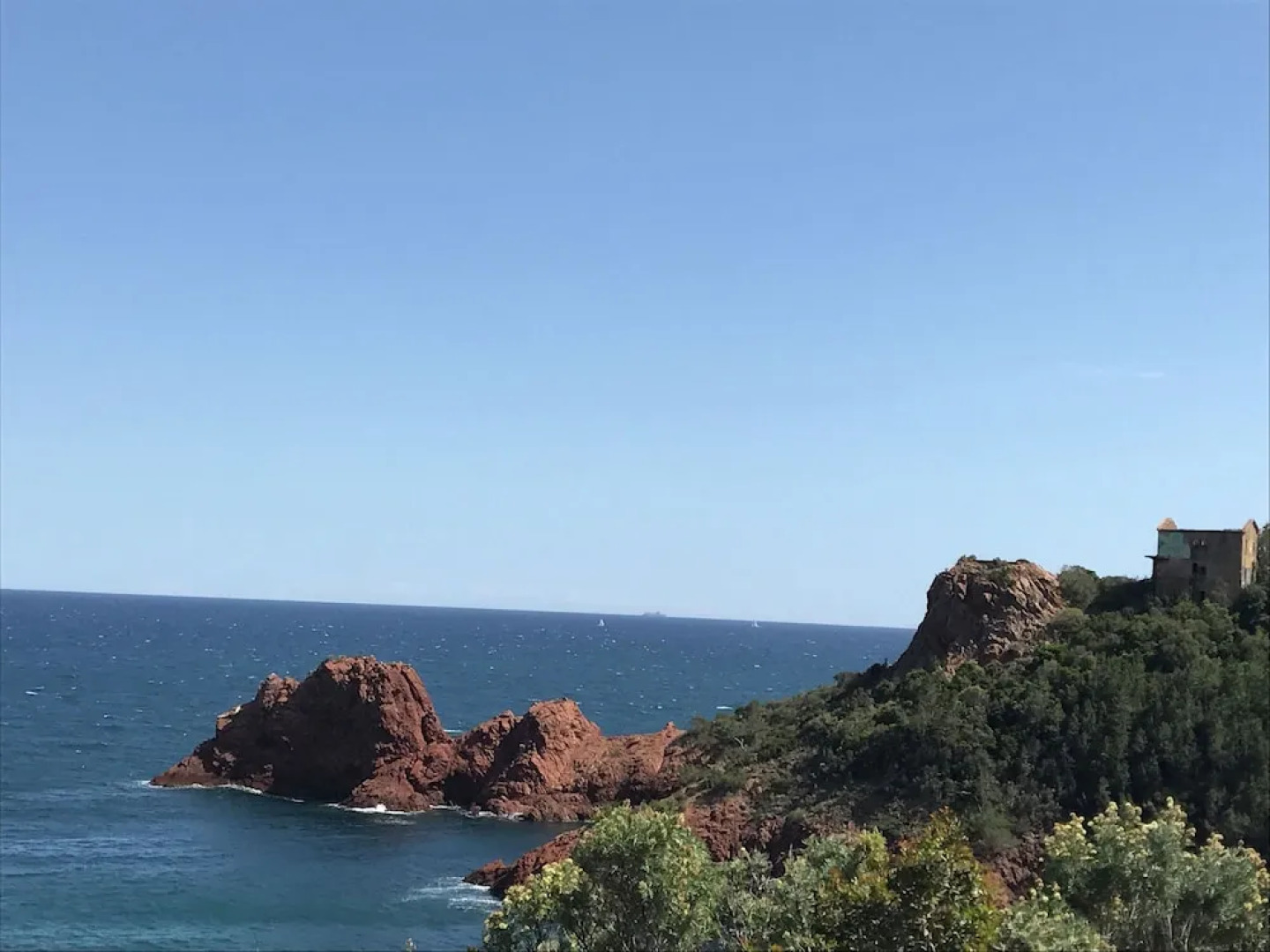 Detached Villa With Private Pool and air Conditioning, 10 km From the Mediterranean