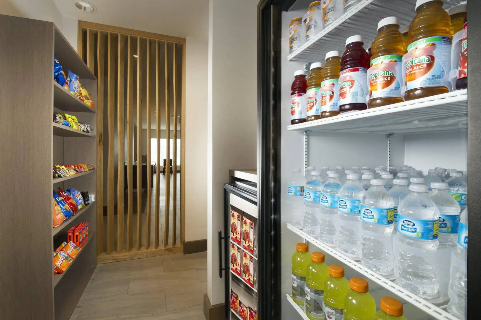 Holiday Inn Express & Suites Bay City by IHG