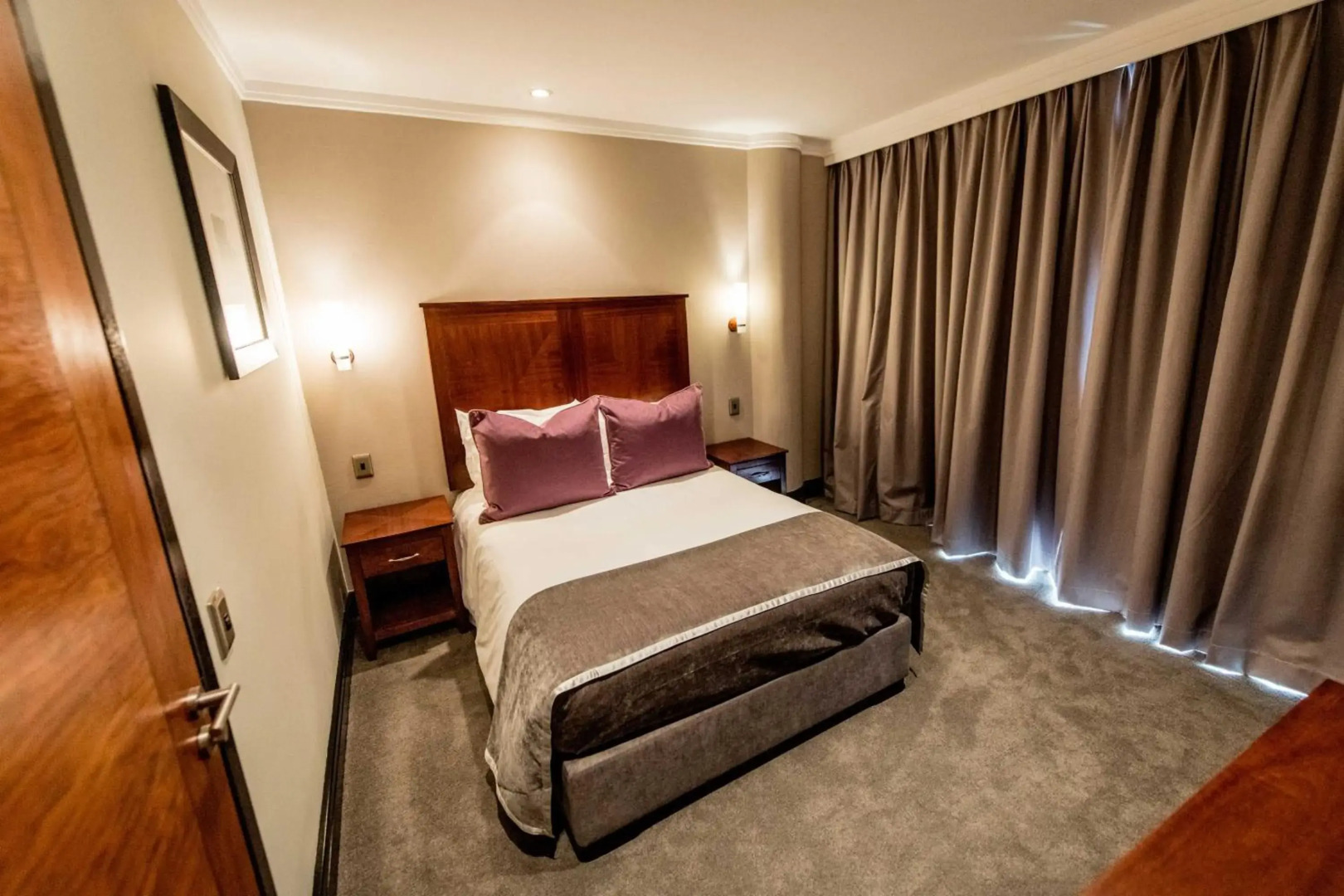 Raphael Penthouse Suites