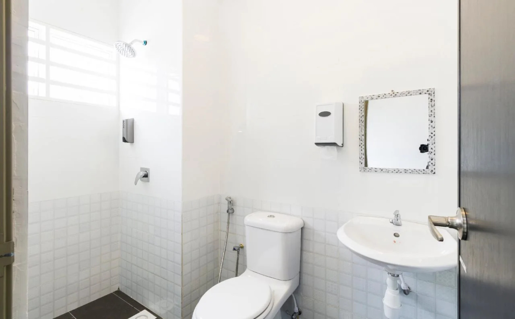 Peony Apartment @ Cameron