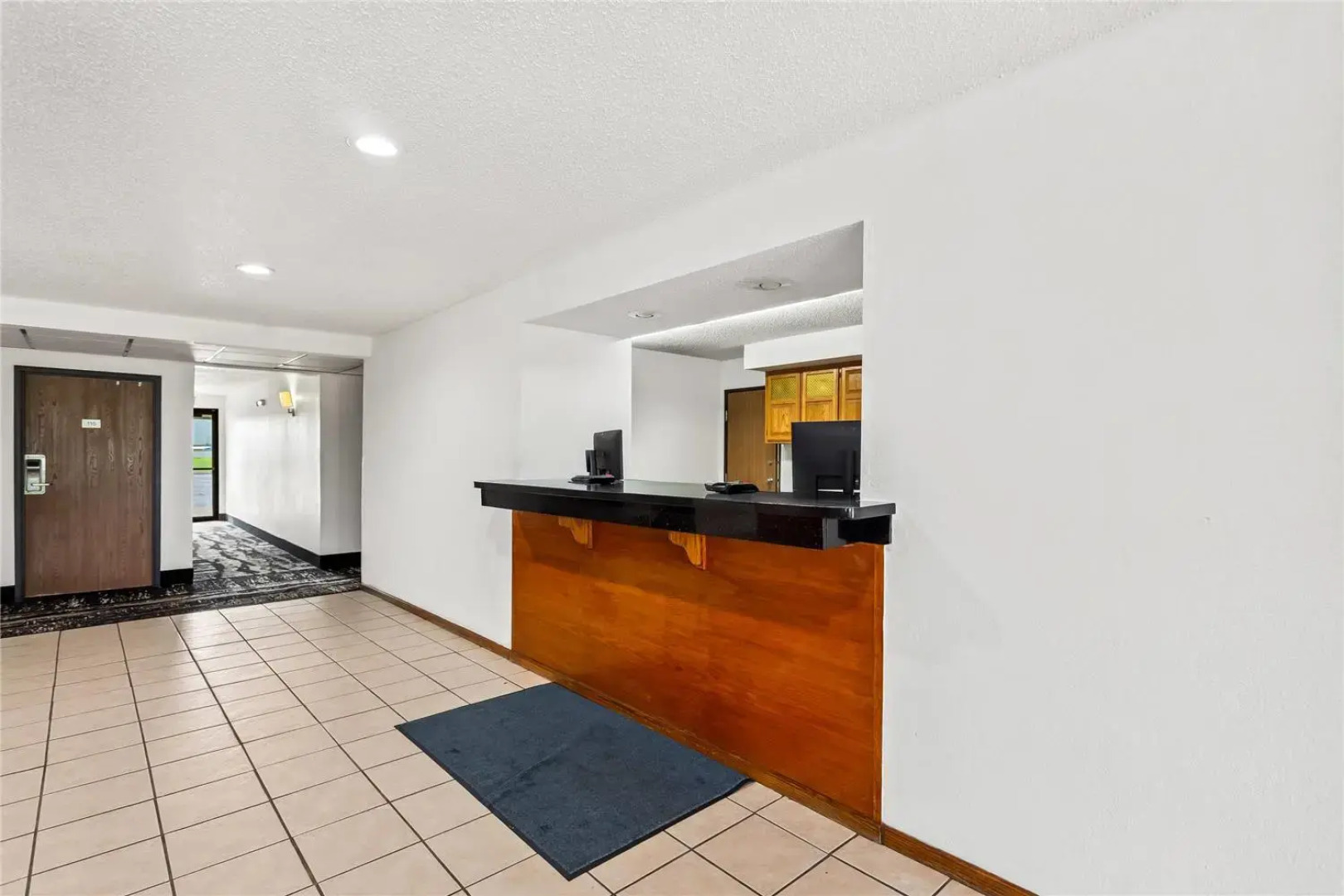 Quality Inn & Suites Howe - Sturgis