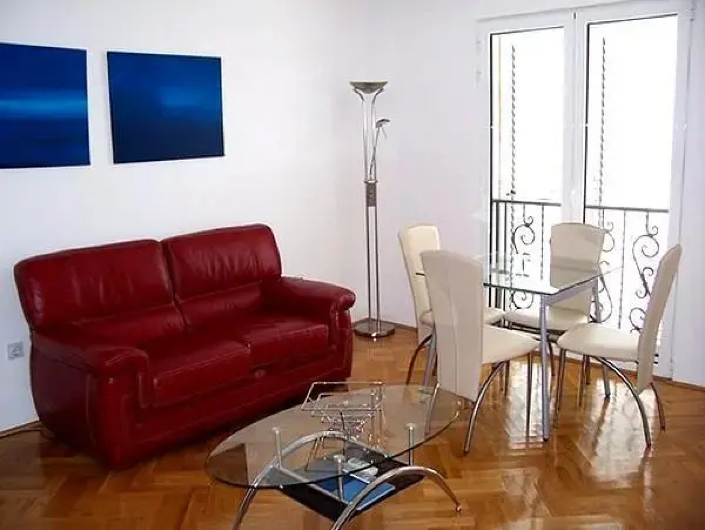 Apartment Skada