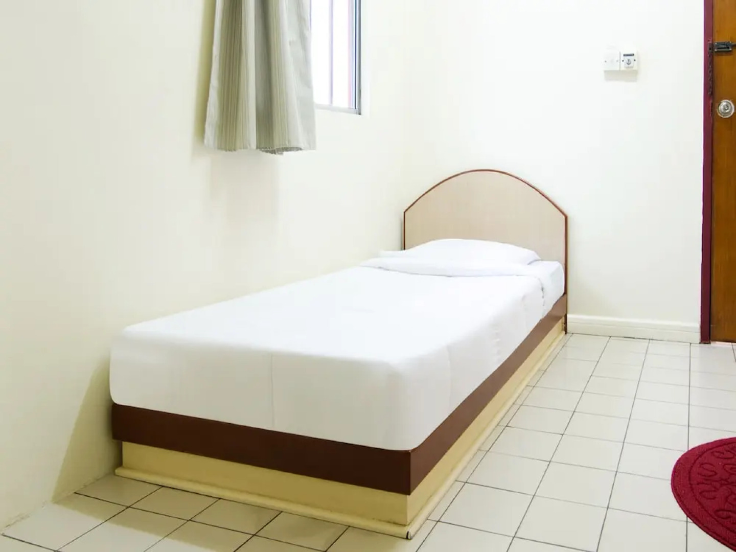 SPOT ON 89582 Evergreen Hotel