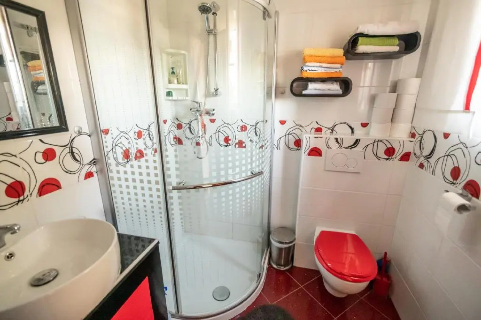 Holiday Home Razglednik