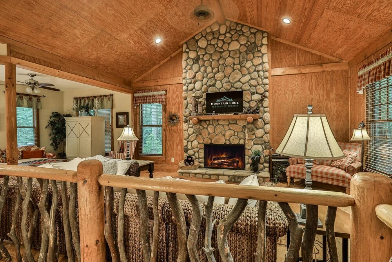 2 Duck Creek Cottage