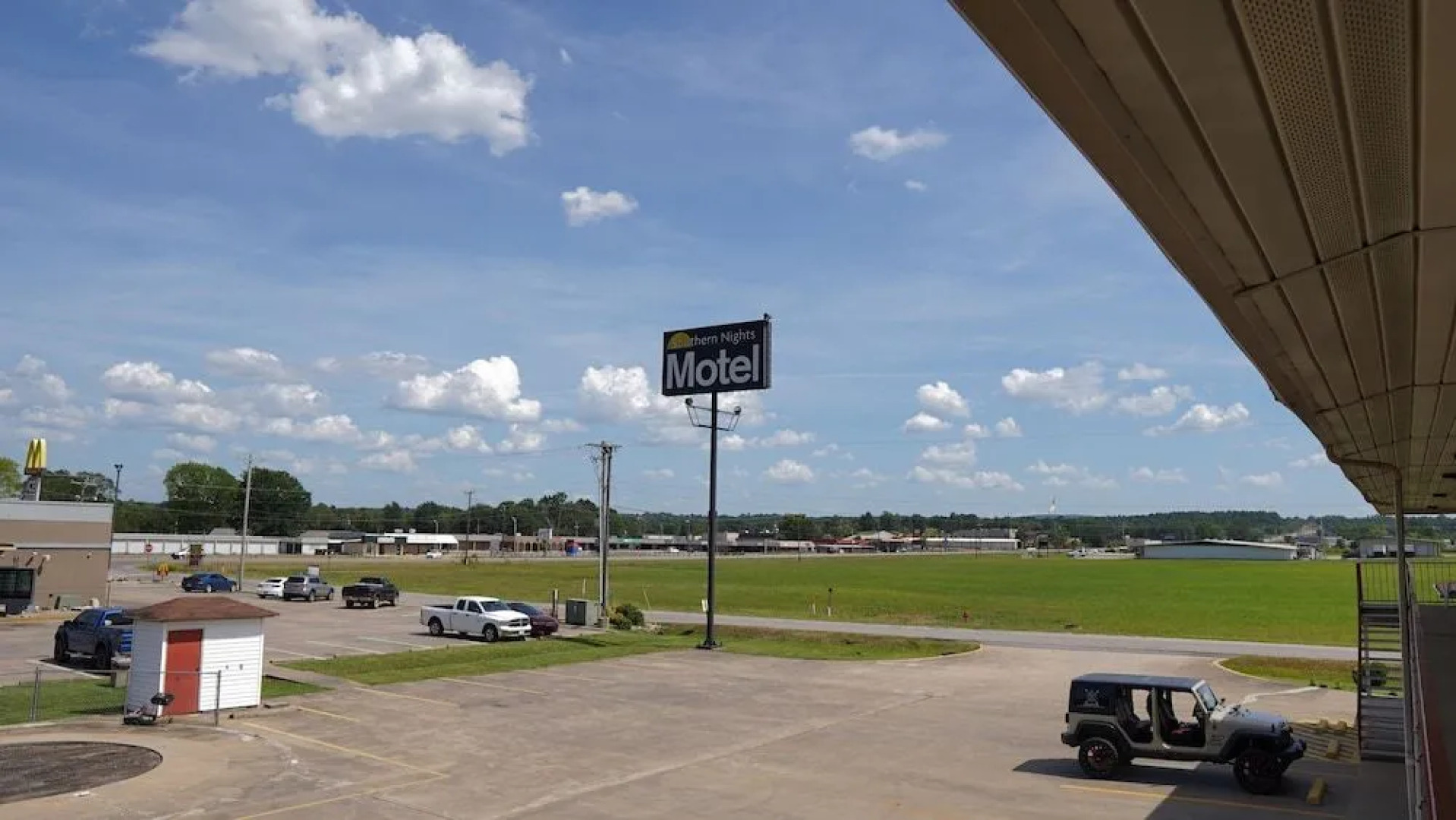 Southern Nights Motel