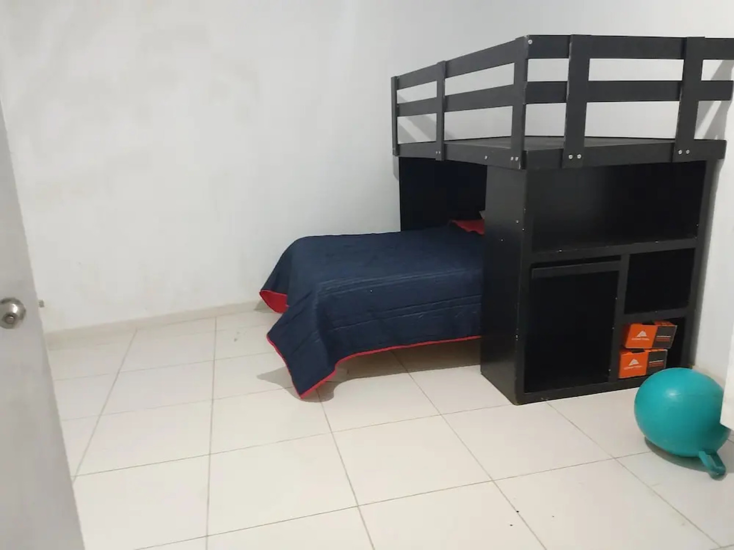 Hermosa casa con jardin y alberca