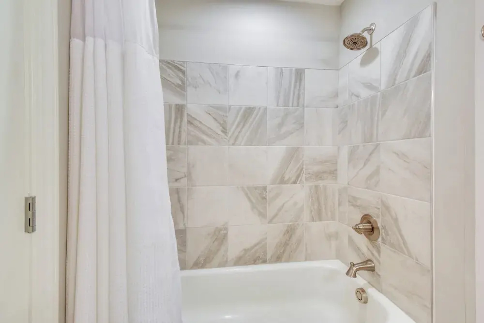 Walkable Condo 3 Mi to Unicoi State Park