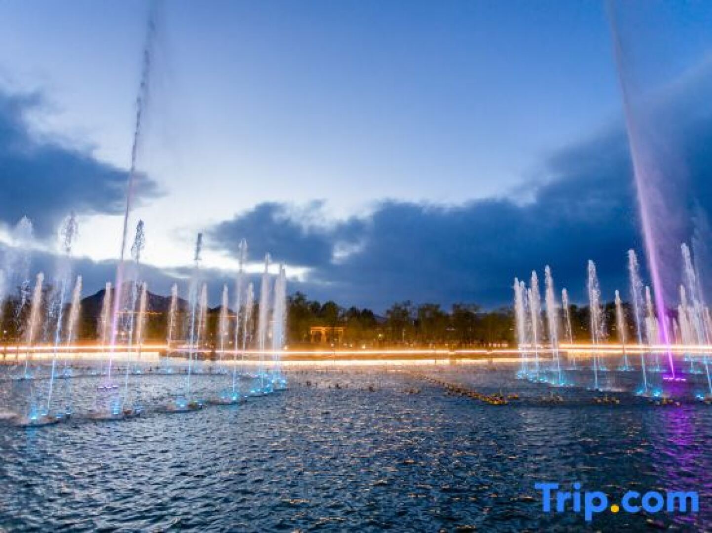 Yongze Lakeside International Hotel