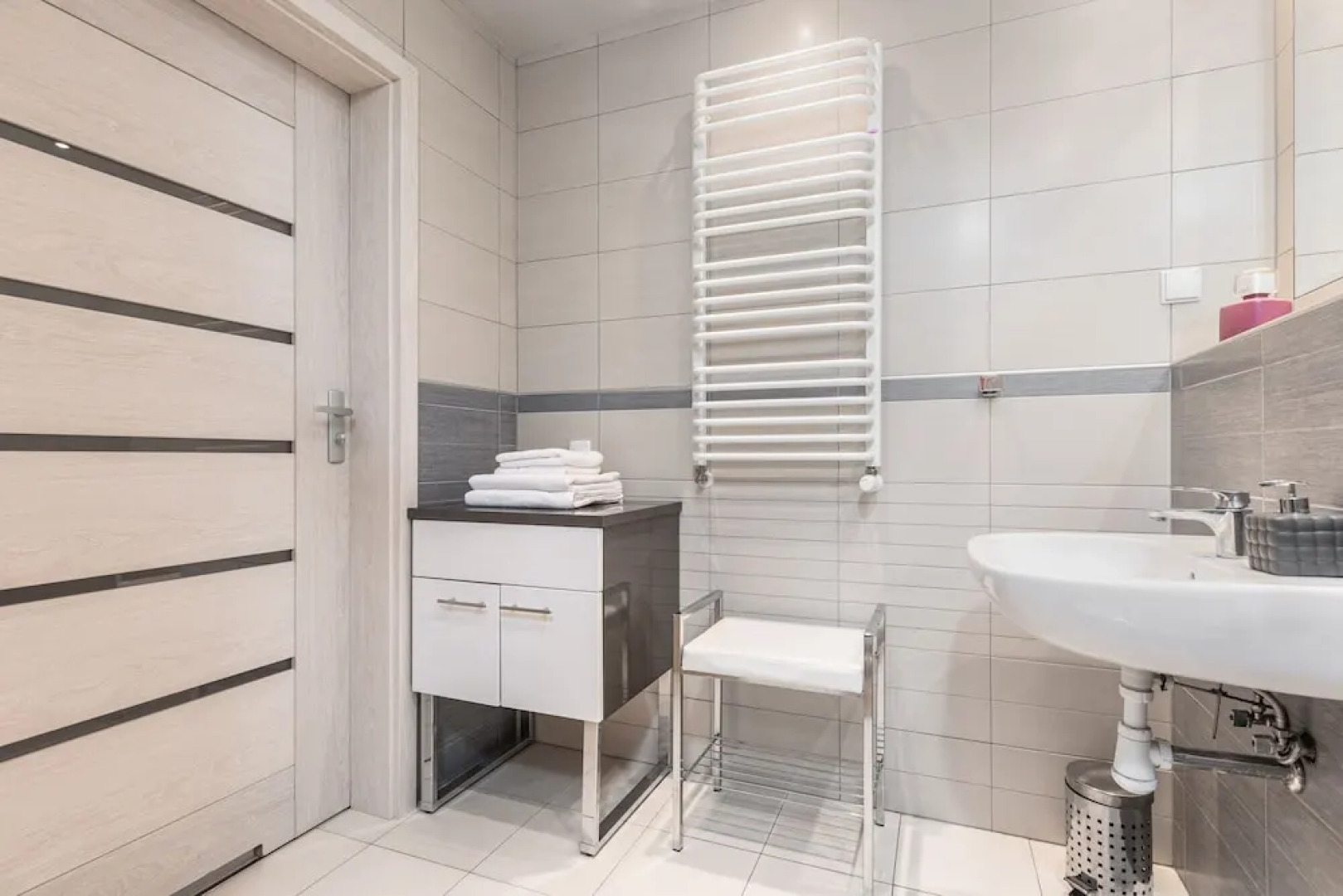 Apartments Feniks by Renters