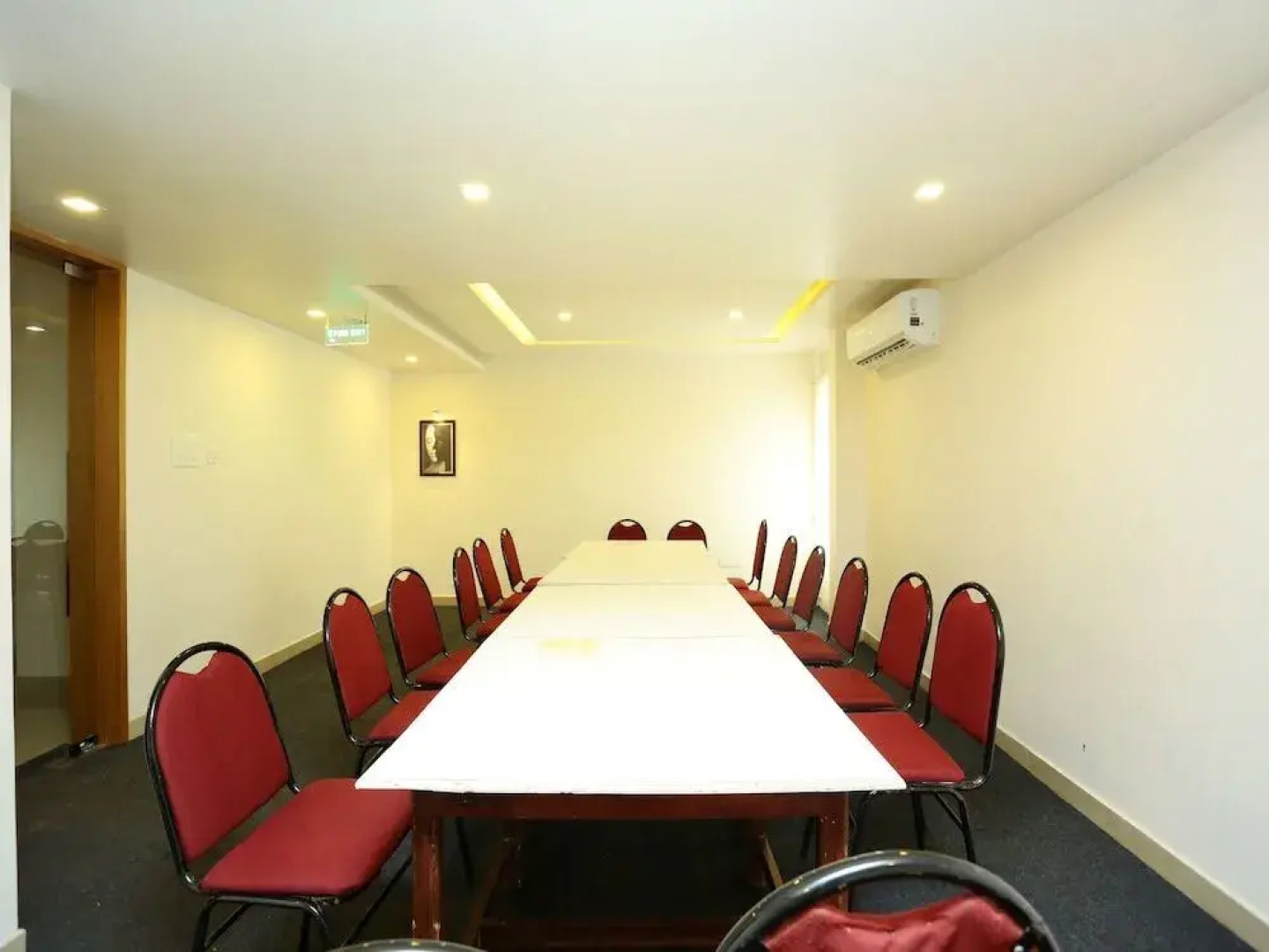 Hotel Padippurayil By OYO Rooms