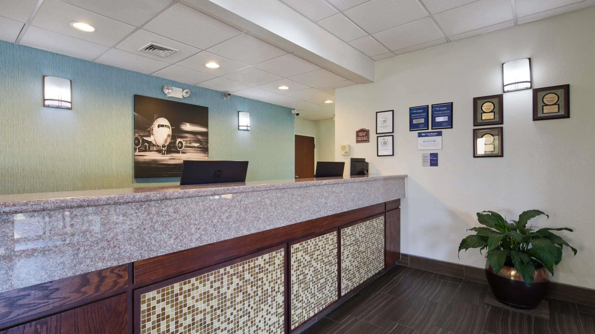 Best Western Plus Springfield Airport Inn