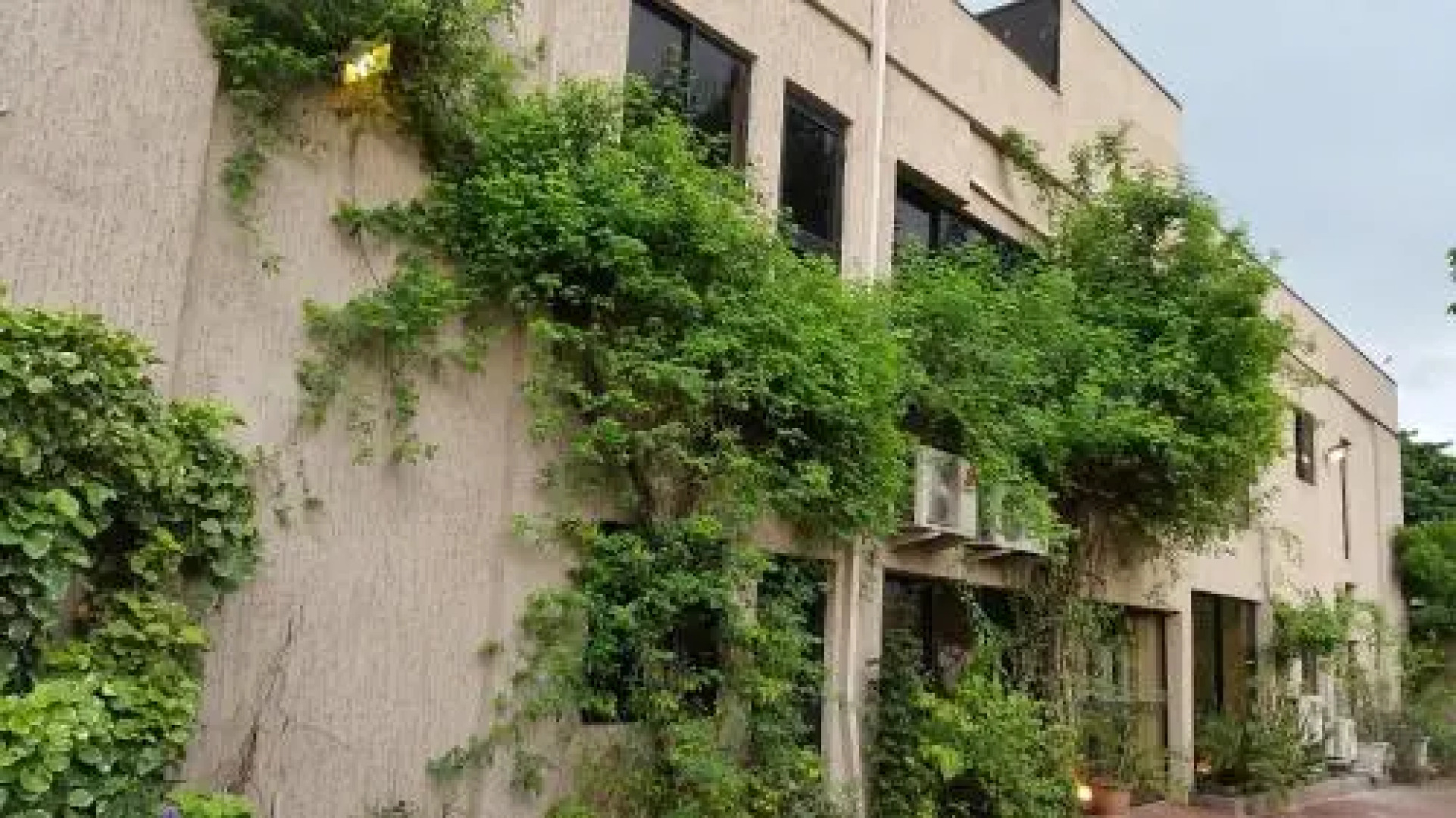 Real Homes - Kyoto Court