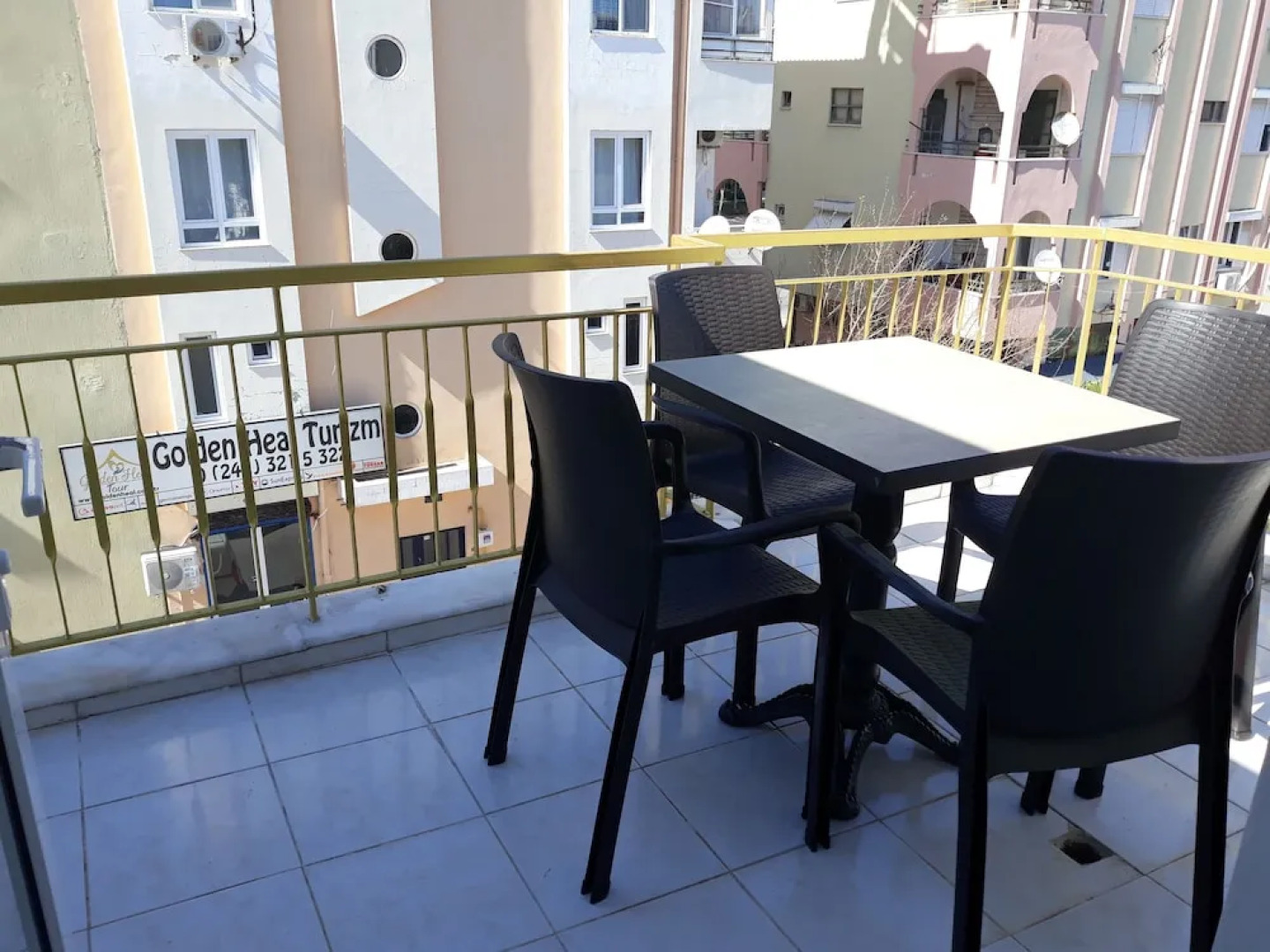 Golden Spark Apart Hotel