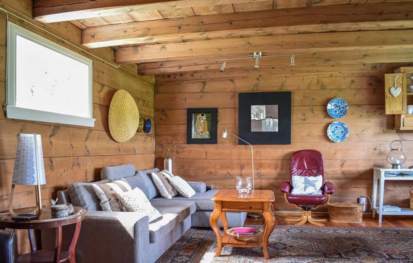 Stunning Home in Tørvikbygd With 2 Bedrooms and Wifi