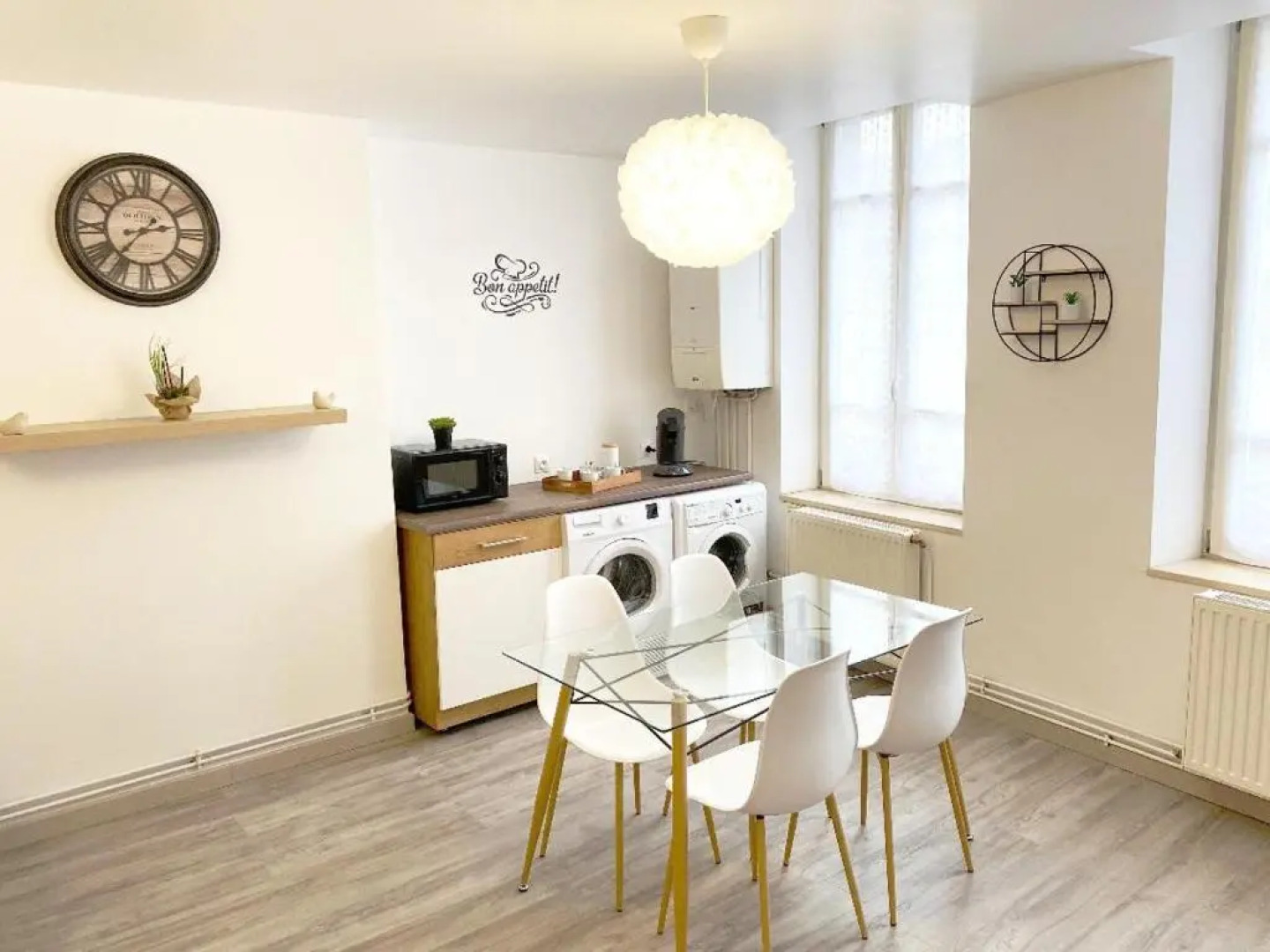 APPARTEMENT CHALEUREUX Wifi et parking gratuit