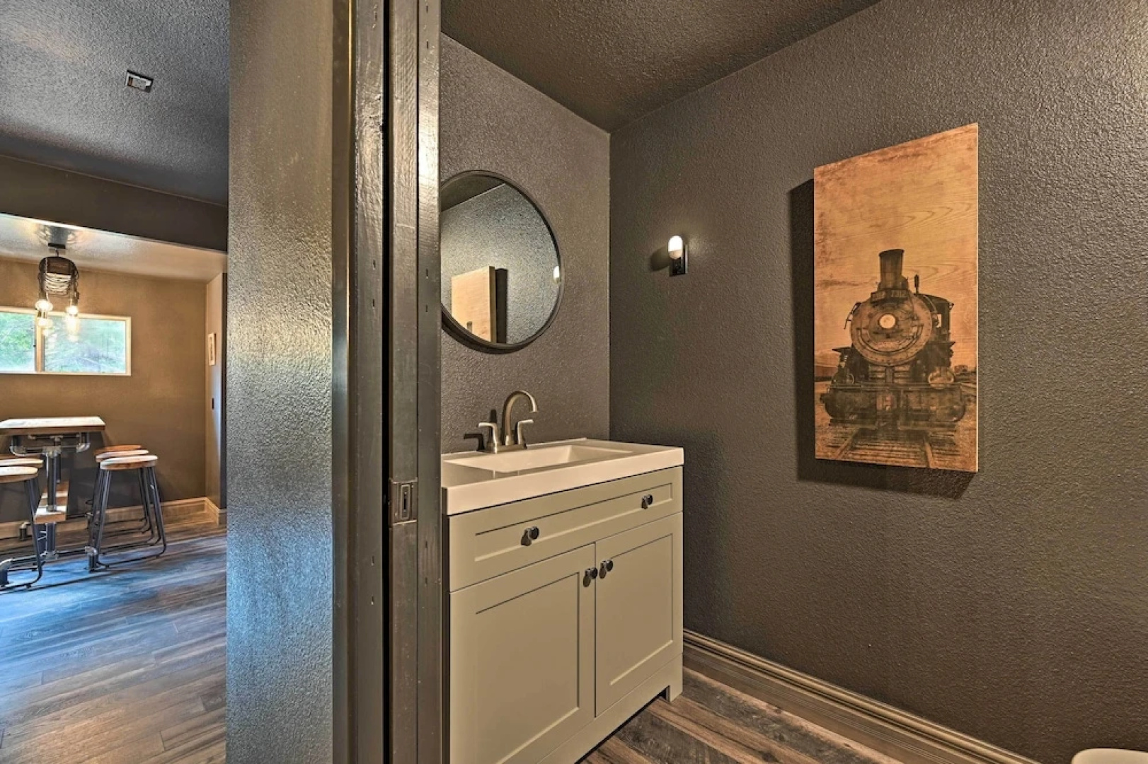 Swim Spa & Private Tavern: Sedona Hideaway!
