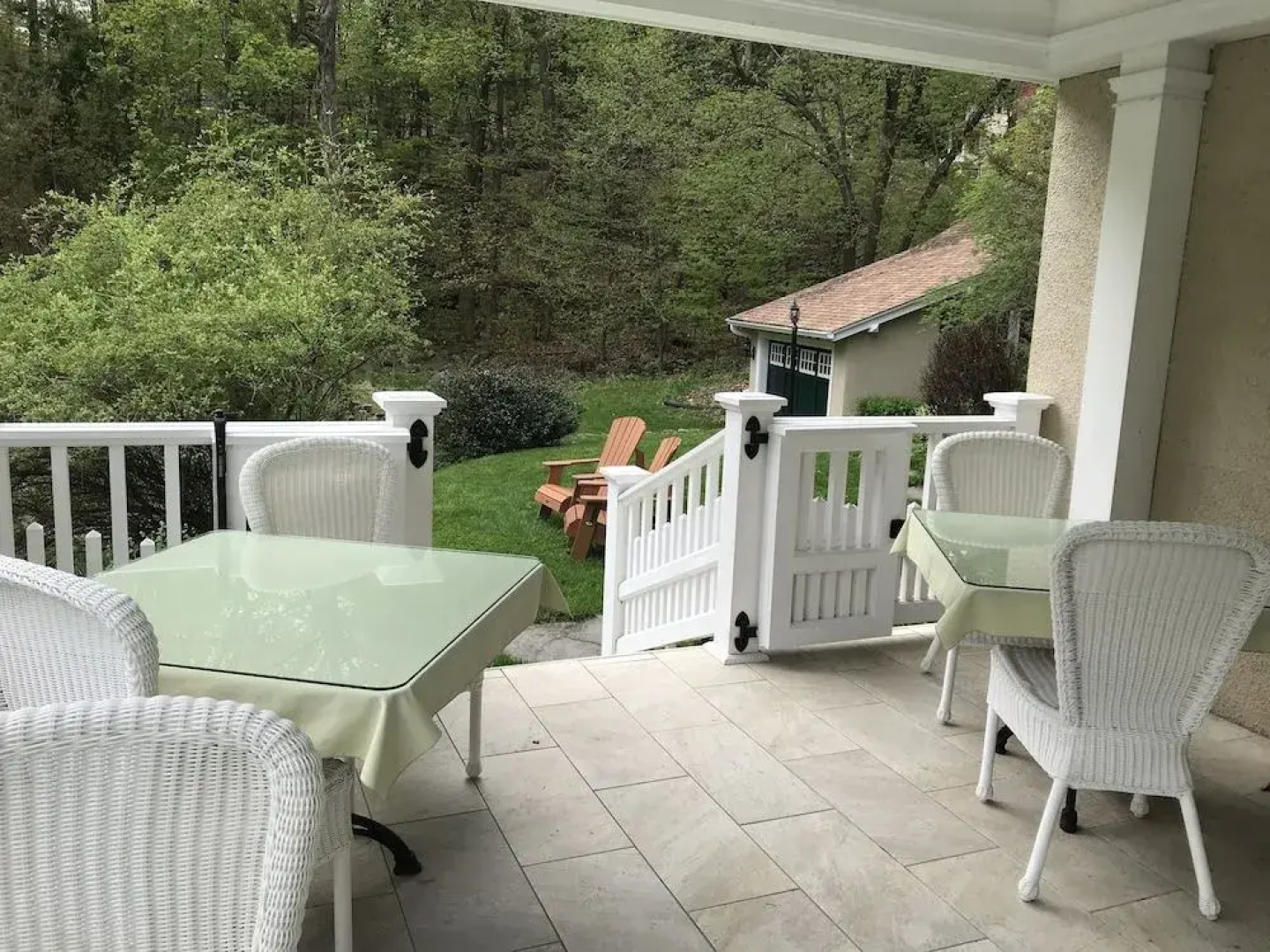 Howarth House Bed And Breakfast