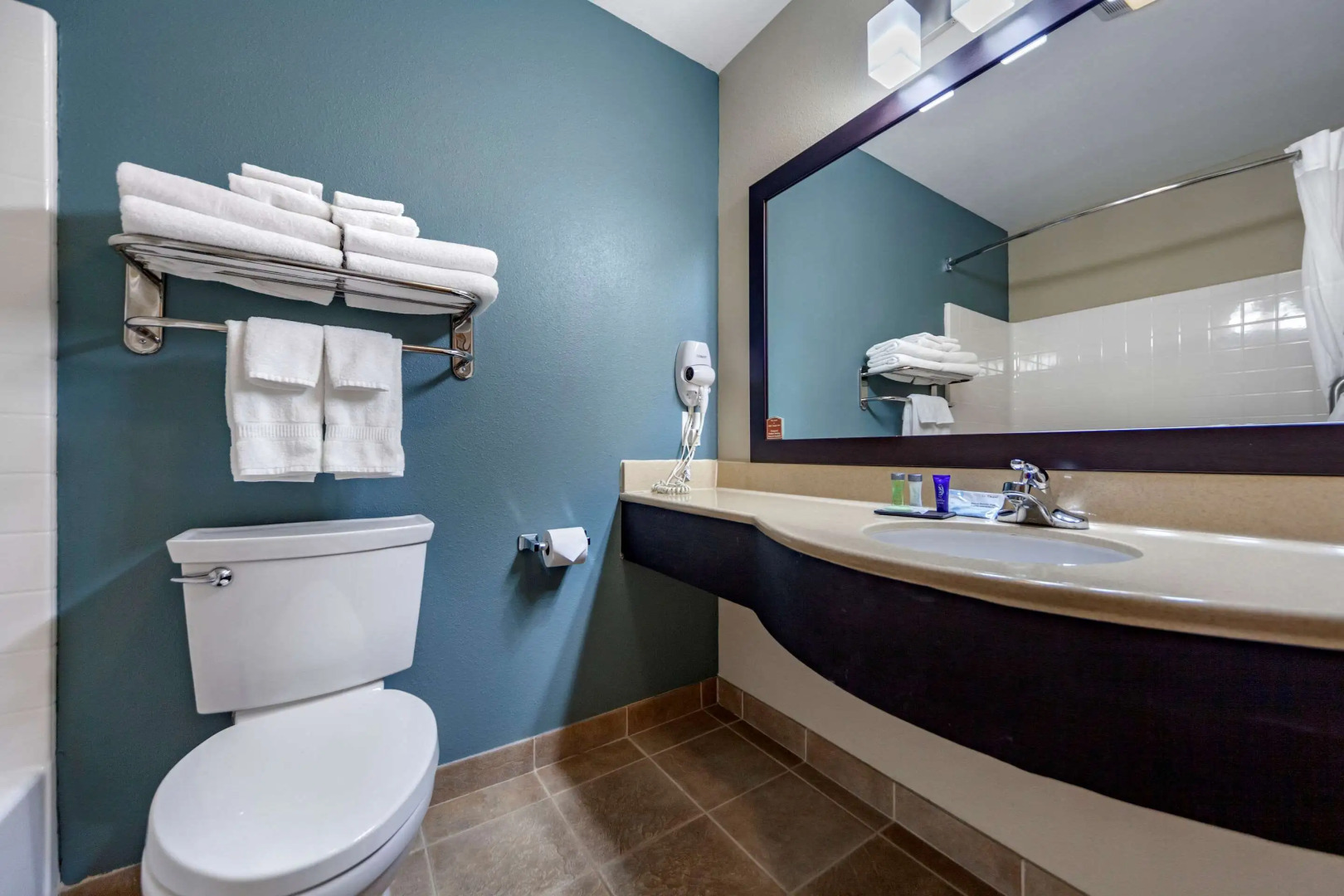 Sleep Inn & Suites Hays I-70