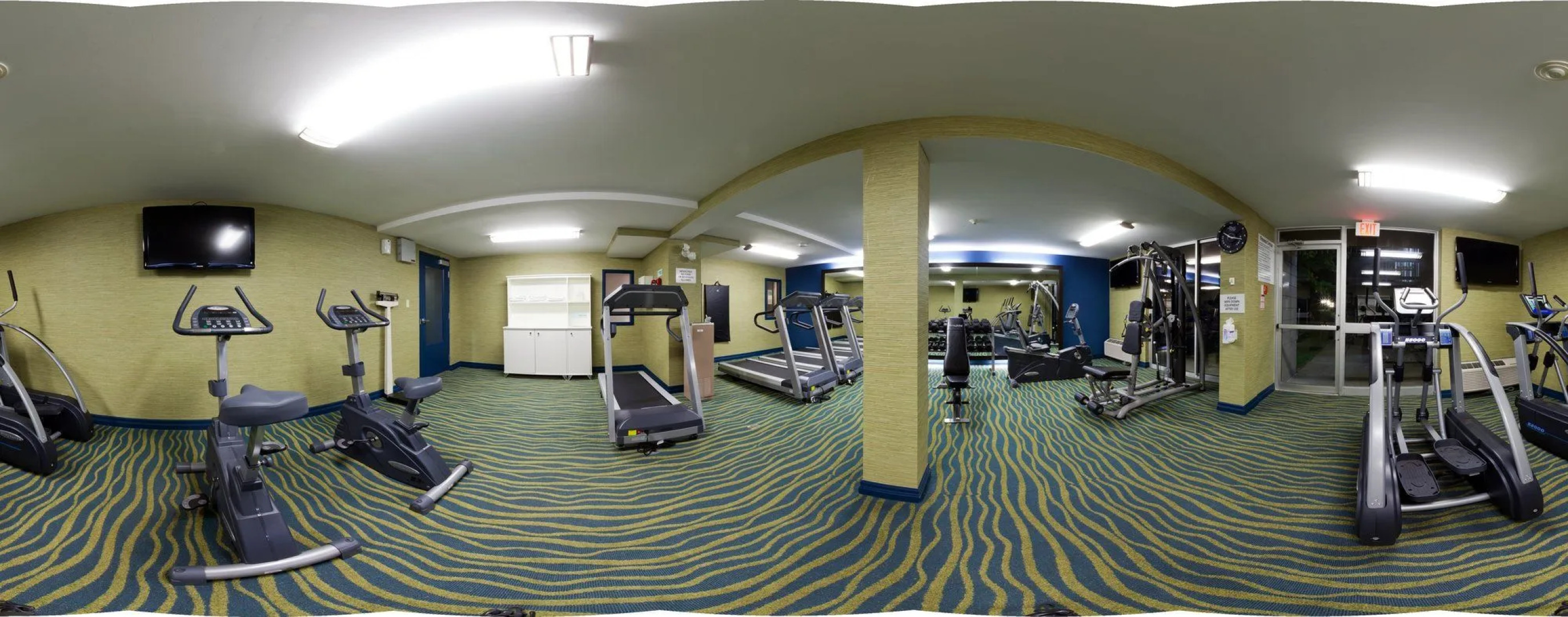 Four Points by Sheraton Point Edward Sarnia