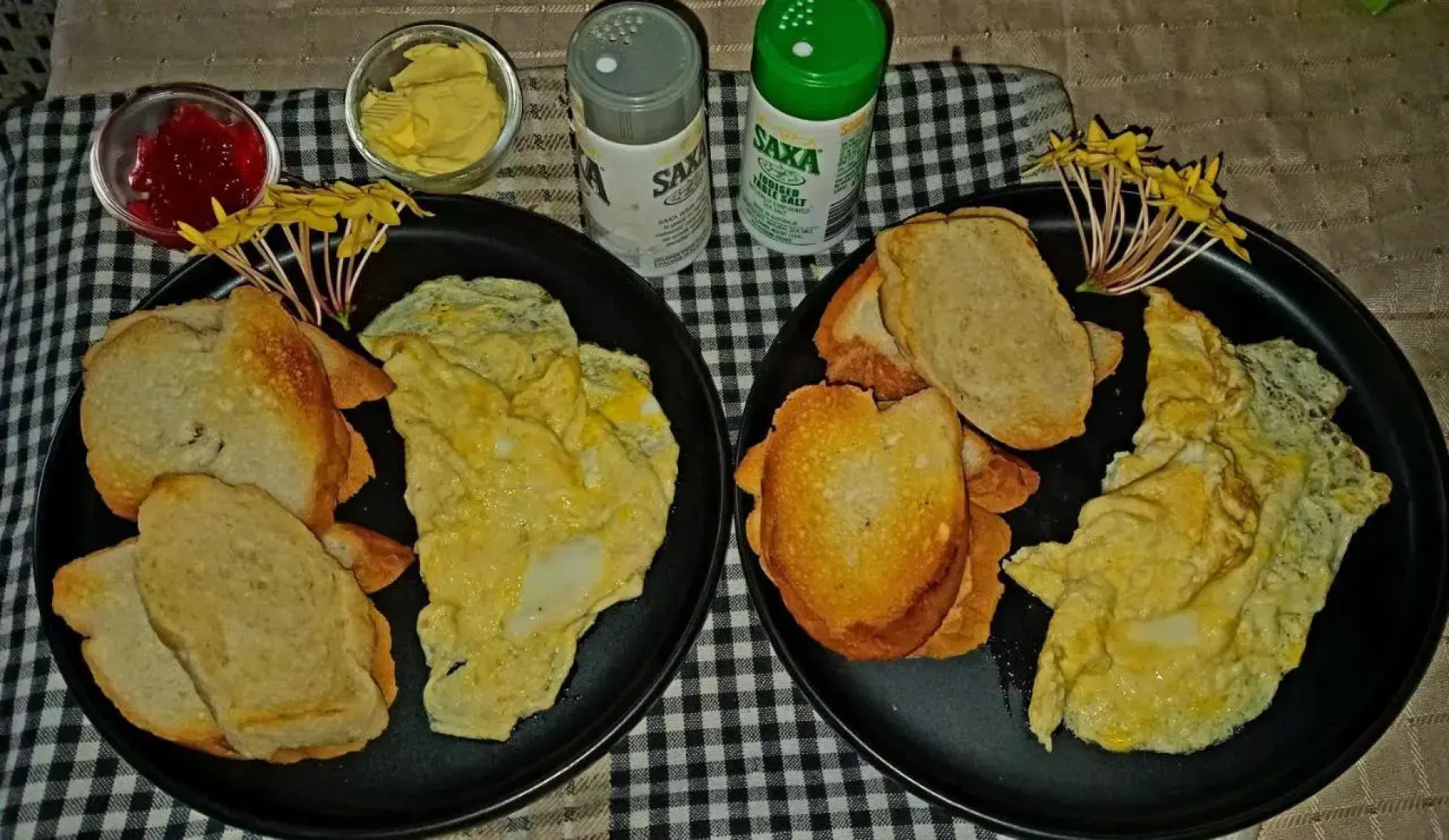 Lonnoc Beach Bungalows