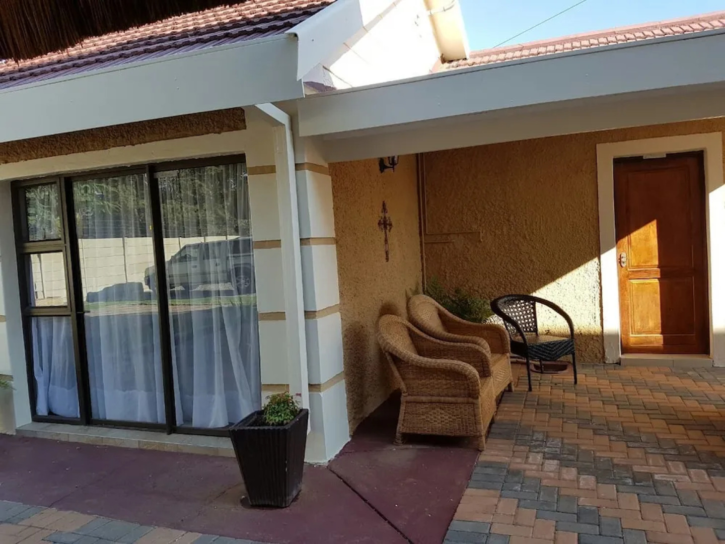 Rochilla Guest House