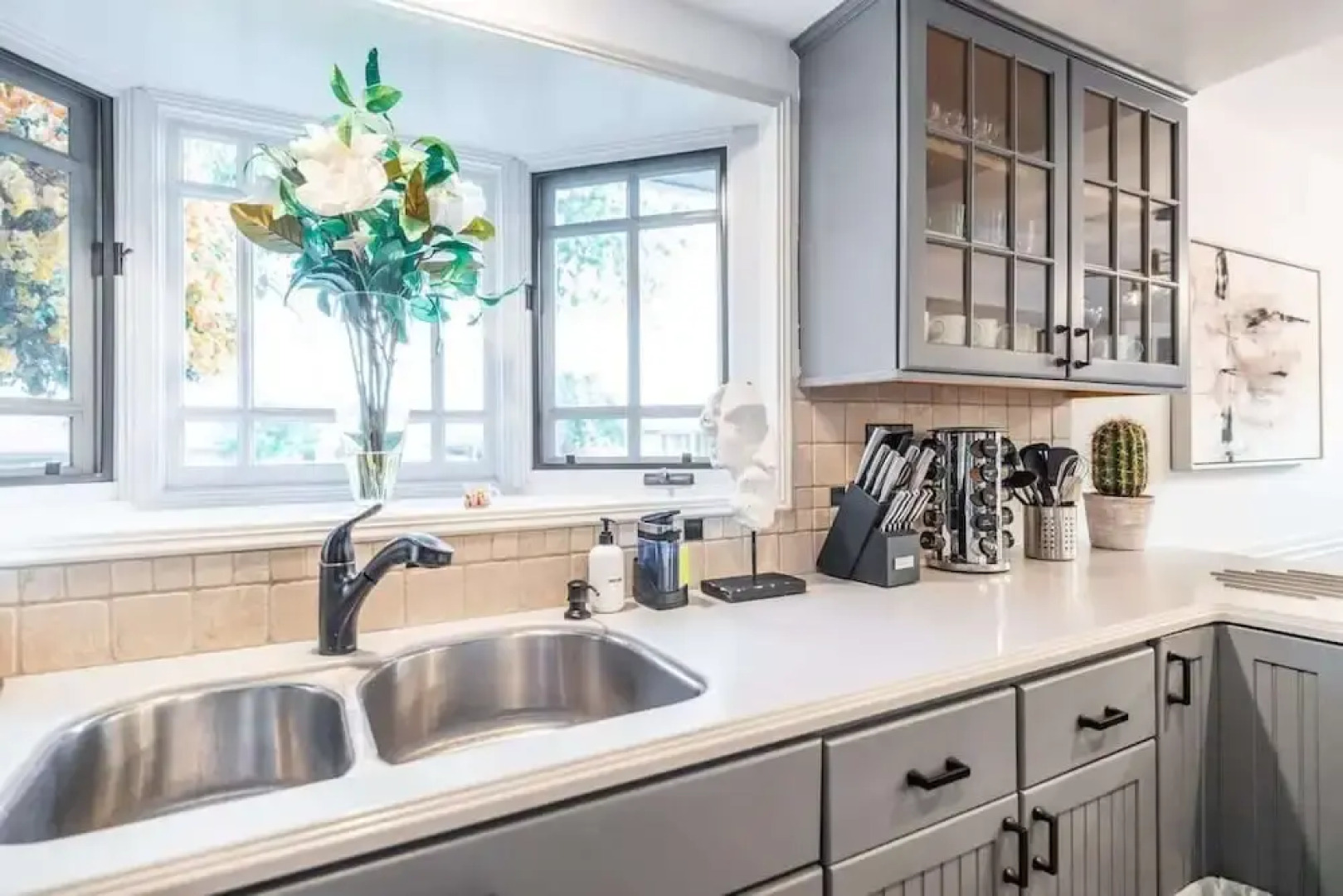 @ Marbella Lane - Serene Ranch Style Home W/pool