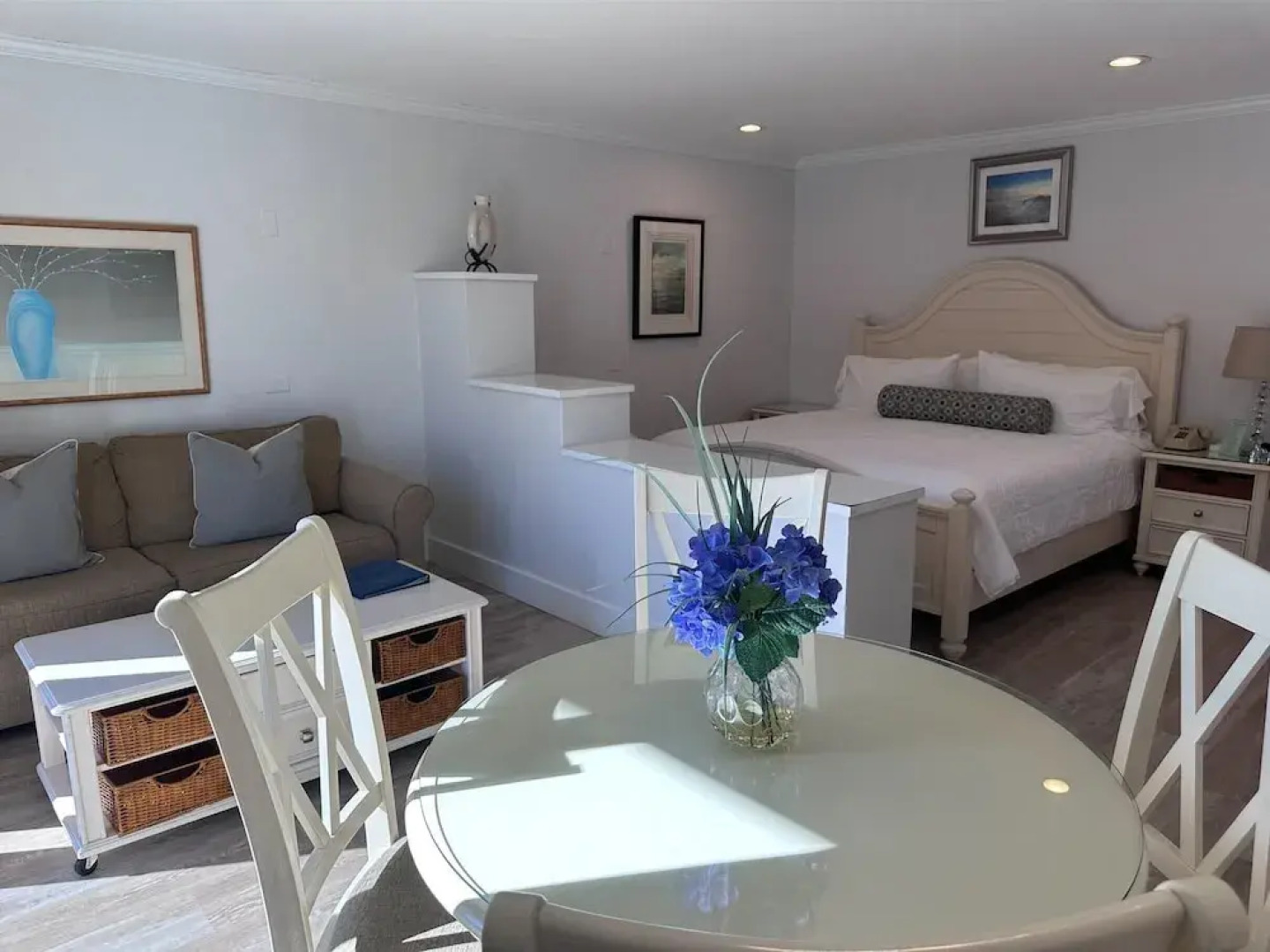 East Hampton House Resort