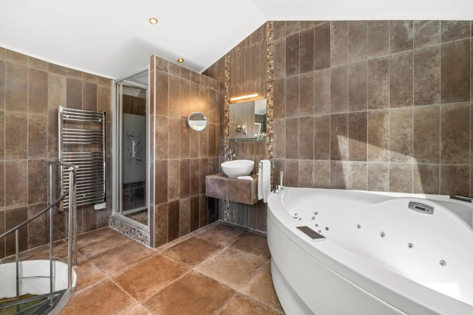 Chateau De La Chevre D Or